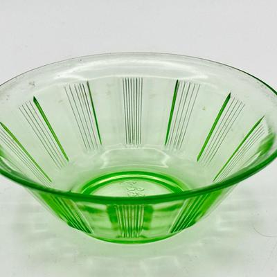 Hazel Atlas Kellogg's Wagon Wheel Green Depression Glass Bowl