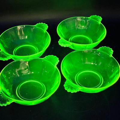 (4) Anchor Hocking Green Uranium Depression Glass Berry Bowls with Handles