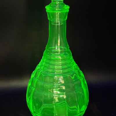 Hazel Atlas New Century Green Depression Glass Decanter 1930 - 1935