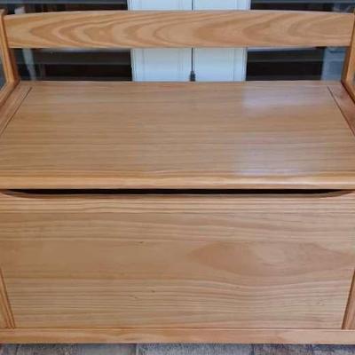 Melissa & Doug Wooden Chest Trunk