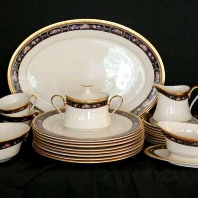 Lenox Royal Peony China Set Of 8