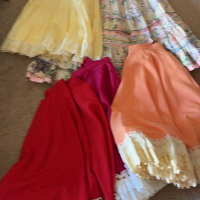 AWT087 Vintage Ladies Ruffles  And Lace Skirts