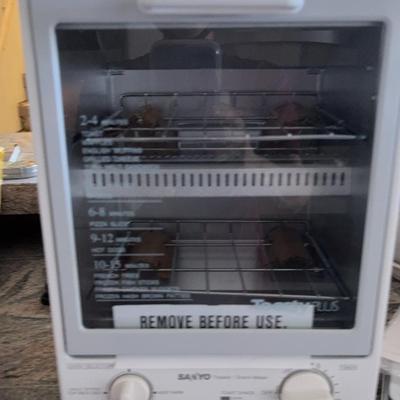 AWT293 Sanyo Toasty Plus Toaster And Roaster