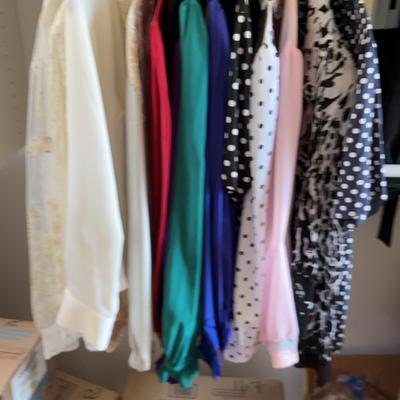 AWT170  Vintage Ladies Dress Shirts 