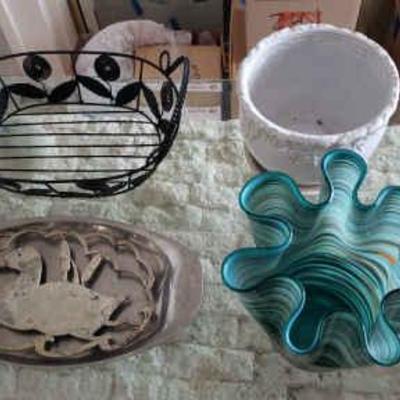 AWT331- Kitchen Containers Lot