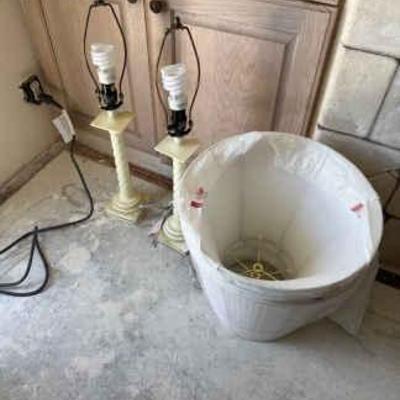 AWT276 3 Lamps With Shades 
