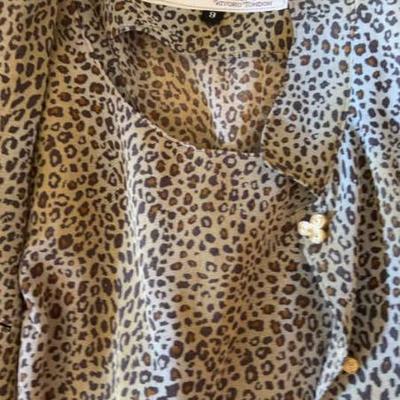AWT130 Ladies High End Cothing