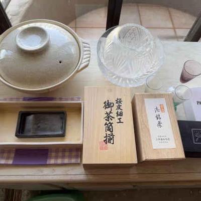 AWT377 Decorative, Traditional, and Alcoholic Goods