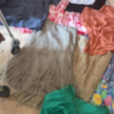 AWT182 Mystery Lot Women’s Clothing