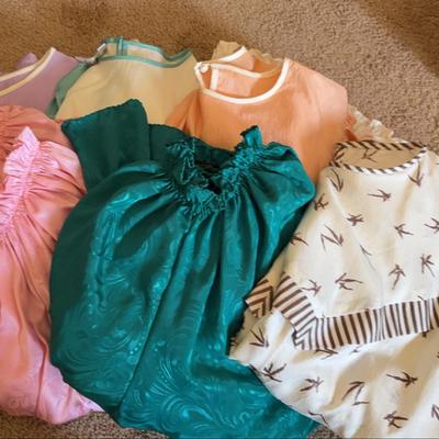 AWT090 Vintage Ruffle Ladies Tops 