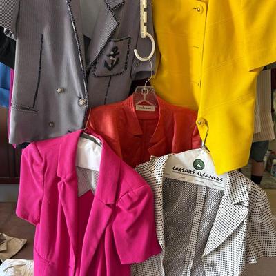 AWT107 More Amazing Blazers