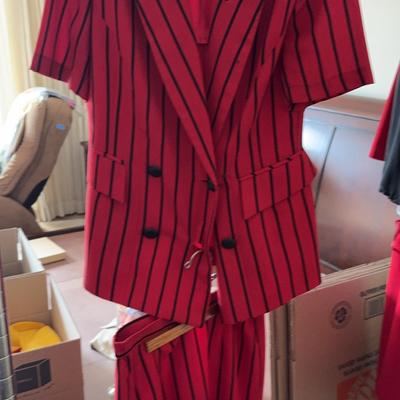 AWT146 Ladies Luxury Clothing  Size Small Med