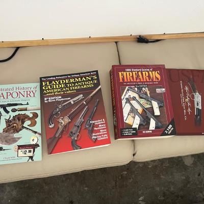 AWT277 Antique Fire Arms And Illustrated History Of Weaponry Books