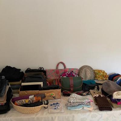 Sale Photo Thumbnail #372