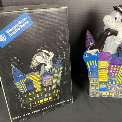 Bugs Bunny New York Cookie Jar With Box 