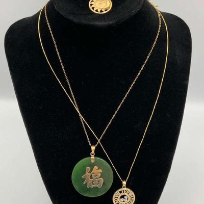 14K Gold Pendant Necklaces – Jade and Medallion Designs
