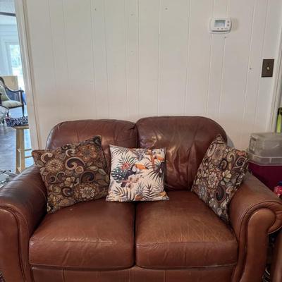 Sale Photo Thumbnail #143
