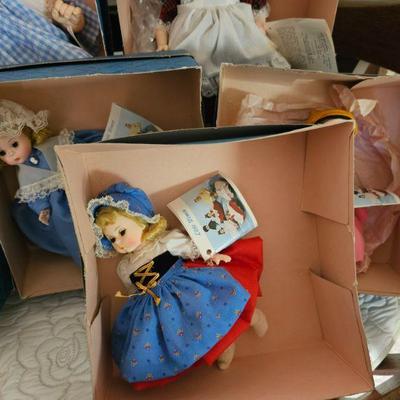 Sale Photo Thumbnail #663