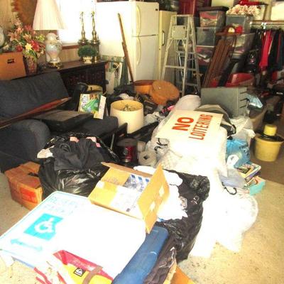 Estate sale photo