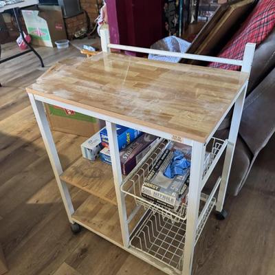 Rolling cart