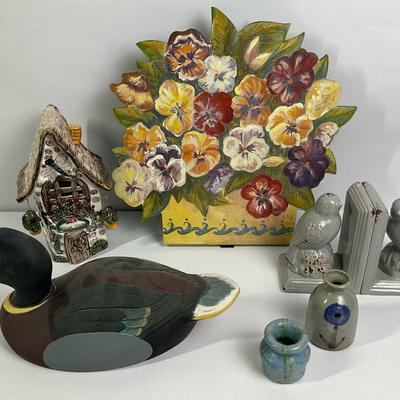 Rustic Home Decor Lot – Duck Decoy, Flower Plaque, Birdhouses & Accents