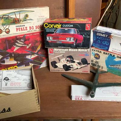 Vintage Model Plane And Car Kits – Mixed Lot