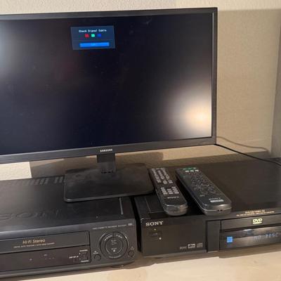  Sony VHS And DVD Player with Samsung Monitor & Remotes