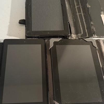Amazon Fire Tablets – Lot of 3 Minis with Cases (Untested) With Cases