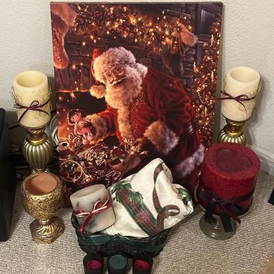 Holiday Decor & Santa Canvas Lot