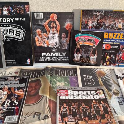 San Antonio Spurs Collector Lot – Books, Magazines & Newspaper Archives (Tim Duncan, David Robinson)