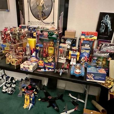 The Rocket & Robot Table!