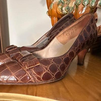 Vintage Shoes & Handbags, Gloves and more
