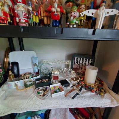 Sale Photo Thumbnail #148