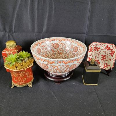 Large Porcelain Console Bowl w/wooden Stand & Assorted Porcelain Decor