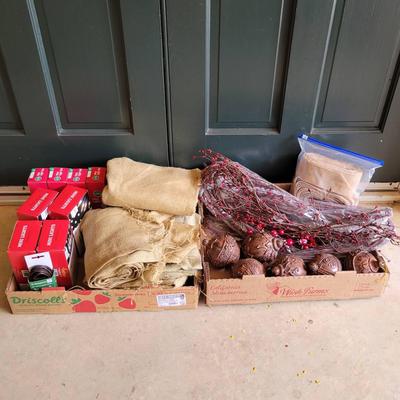 Christmas Decorating Assortment