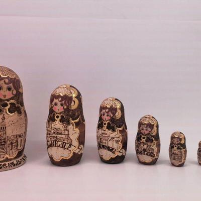 Hand-made Matryoshka with artist's signature, made in Sergiyev Posad (Russia)