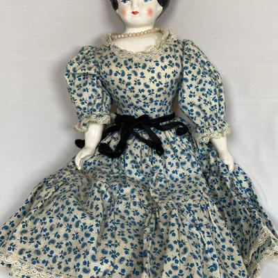 Antique Porcelain Doll - Betty Boop like hairdo