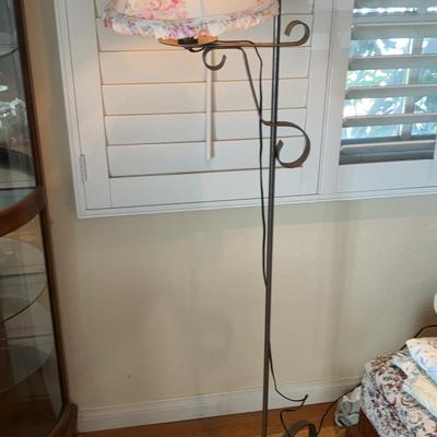 Metal Lamp Stand With Cloth Floral Shade 