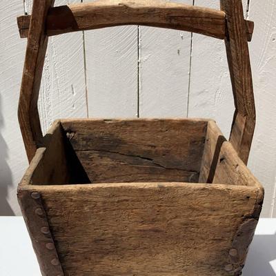 Primitive Wooden Box 