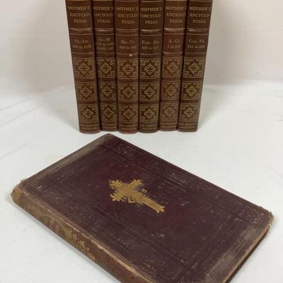 Vintage Books - 1879 / 1942