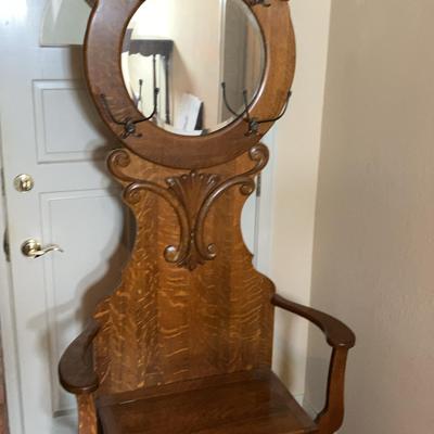 Oak Hall Tree With Storage Seat 