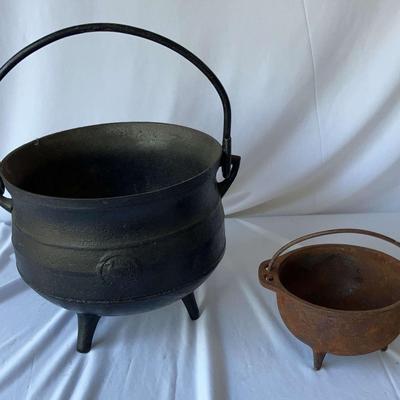 Cast Iron Cauldrons - set of 2 Large & Small