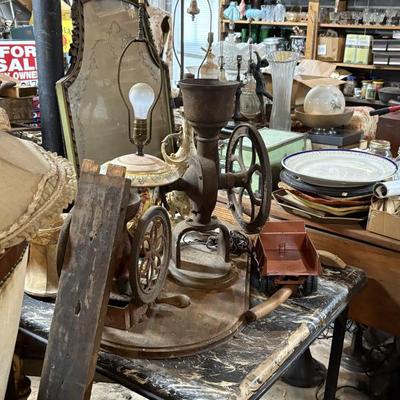 Estate sale photo