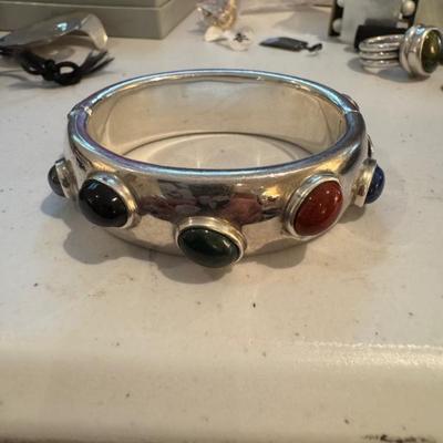 Sale Photo Thumbnail #34