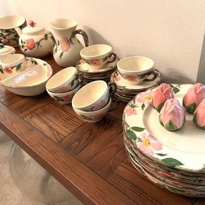 Sale Photo Thumbnail #20: Franciscan Desert Rose china