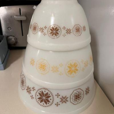 Vintage Pyrex