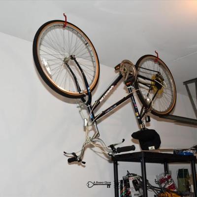747 garage