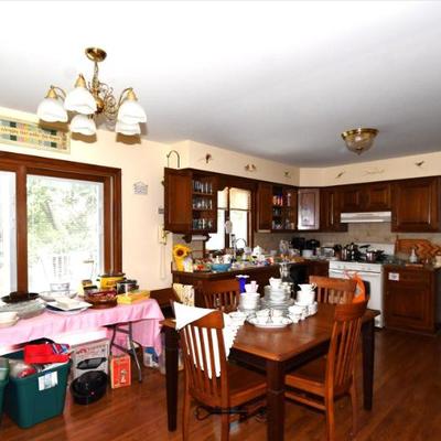 037 kitchen