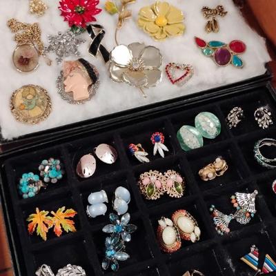 Sale Photo Thumbnail #15