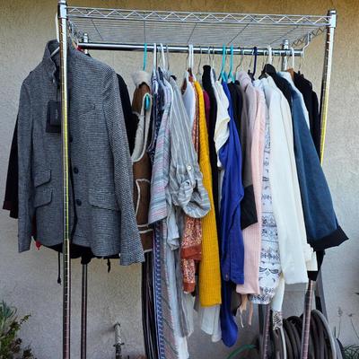 Women's clothing - hundreds of pieces new with tags